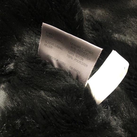Wilson’s Leather Women’s Black Faux Fur Lined Coat - Picture 6 of 15